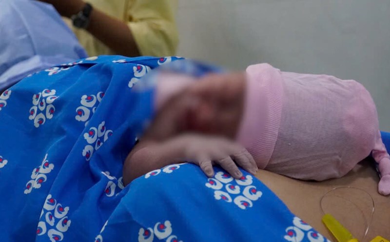 Baby born at Tu Du Hospital, Ho Chi Minh City. Photo: Thanh Vu
