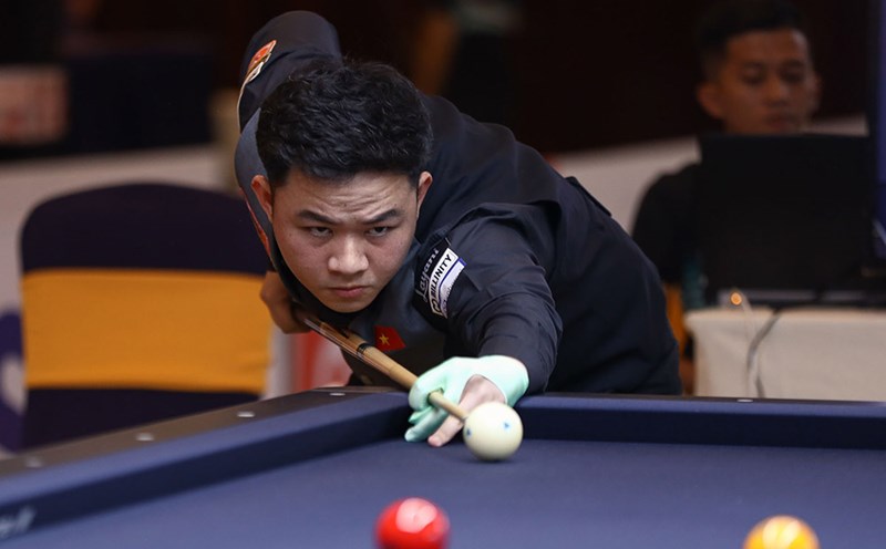 Bao Phuong Vinh stopped at the 2024 World Championship of 3-cushion billiards. Photo: UMB