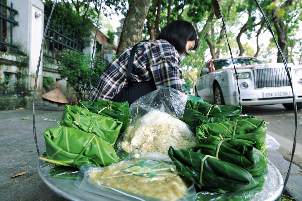 Với sự dẻo thơm, ngọt bùi, cốm Mễ Trì đã được đưa vào Danh mục 17 Di sản văn hóa phi vật thể quốc gia theo quyết định của Bộ Văn hóa, Thể thao và Du lịch.