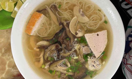 Bún, miến, phở là sự lựa chọn tốt cho người bị hạ đường huyết. Ảnh: Kiều Vũ