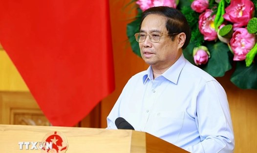 Thủ tướng Chính phủ Phạm Minh Chính chủ trì họp Ban Chỉ đạo rà soát, xử lý vướng mắc trong hệ thống văn bản quy phạm pháp luật. Ảnh: Dương Giang/TTXVN