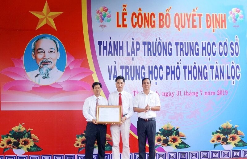 Tan Loc Secondary and High School, Ca Mau province needs to recruit 4 civil servants in 2024. Photo: Provided by the Department of Education and Training.