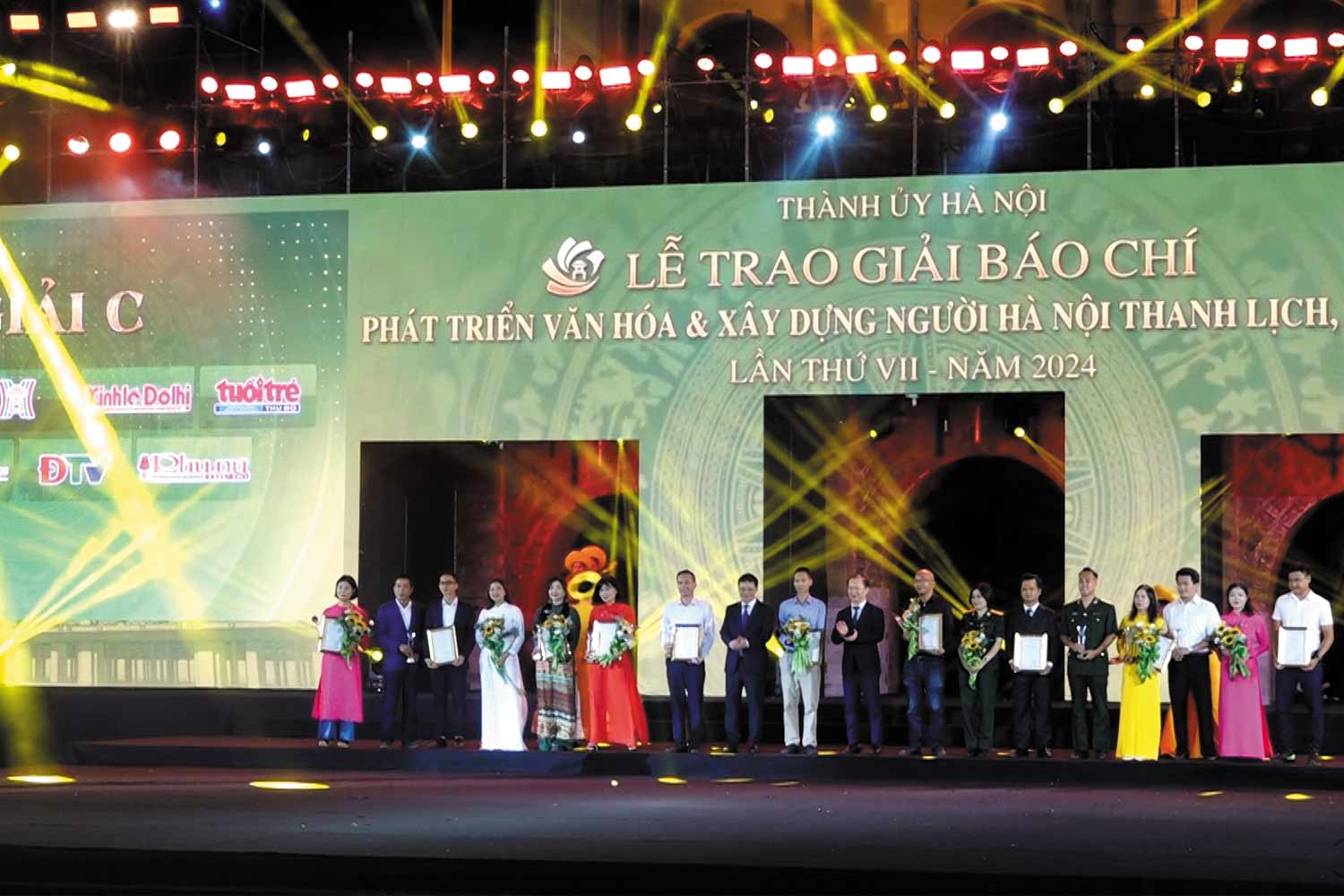 Hanoi Cultural Journalism Award Helps Journalists Be More Enthusiastic