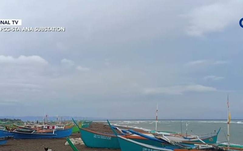 Boats anchored on the coast of Cagayan province, Philippines due to the impact of Typhoon Julian. Photo: PGC-Sta. Ana Substation
