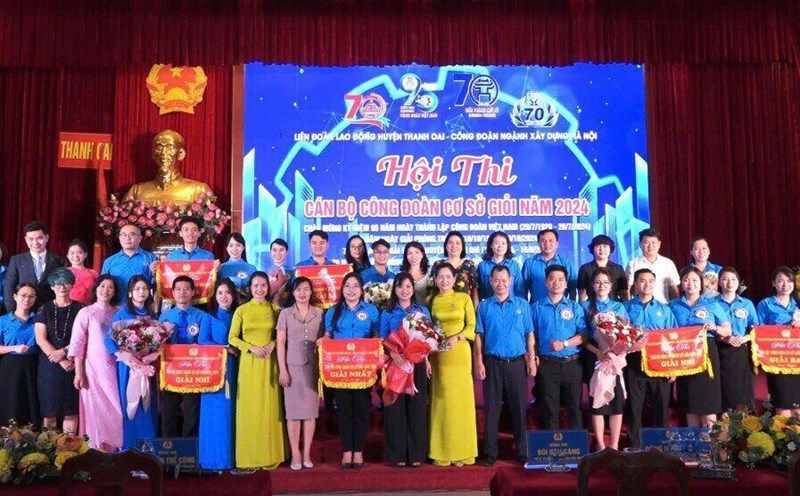 The 2024 Competition for Excellent Grassroots Union Officials to Improve Skills was organized by the Hanoi Construction Trade Union and the Thanh Oai District Labor Federation. Photo: Grassroots Union