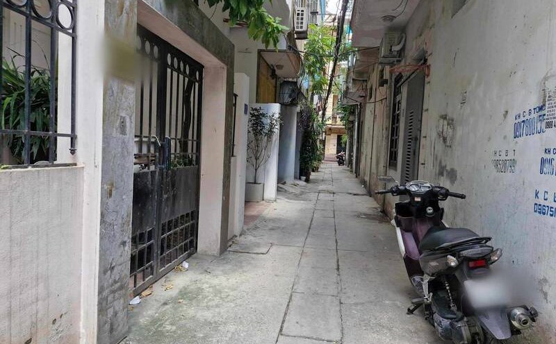 The house segment in alleys in Hanoi is of interest to many people. Photo: Thu Giang