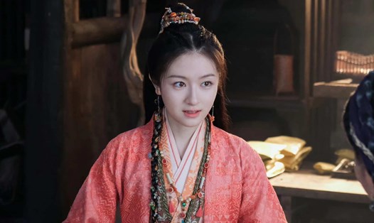 Lý Lan Địch thủ vai Giang Từ trong "Lưu thủy điều điều". Ảnh: NSX.
