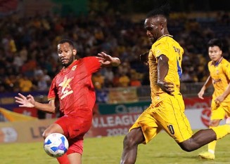 Song Lam Nghe An drew 1-1 with Hong Linh Ha Tinh in round 3 of V.League 2024-2025. Photo: SLNA FC