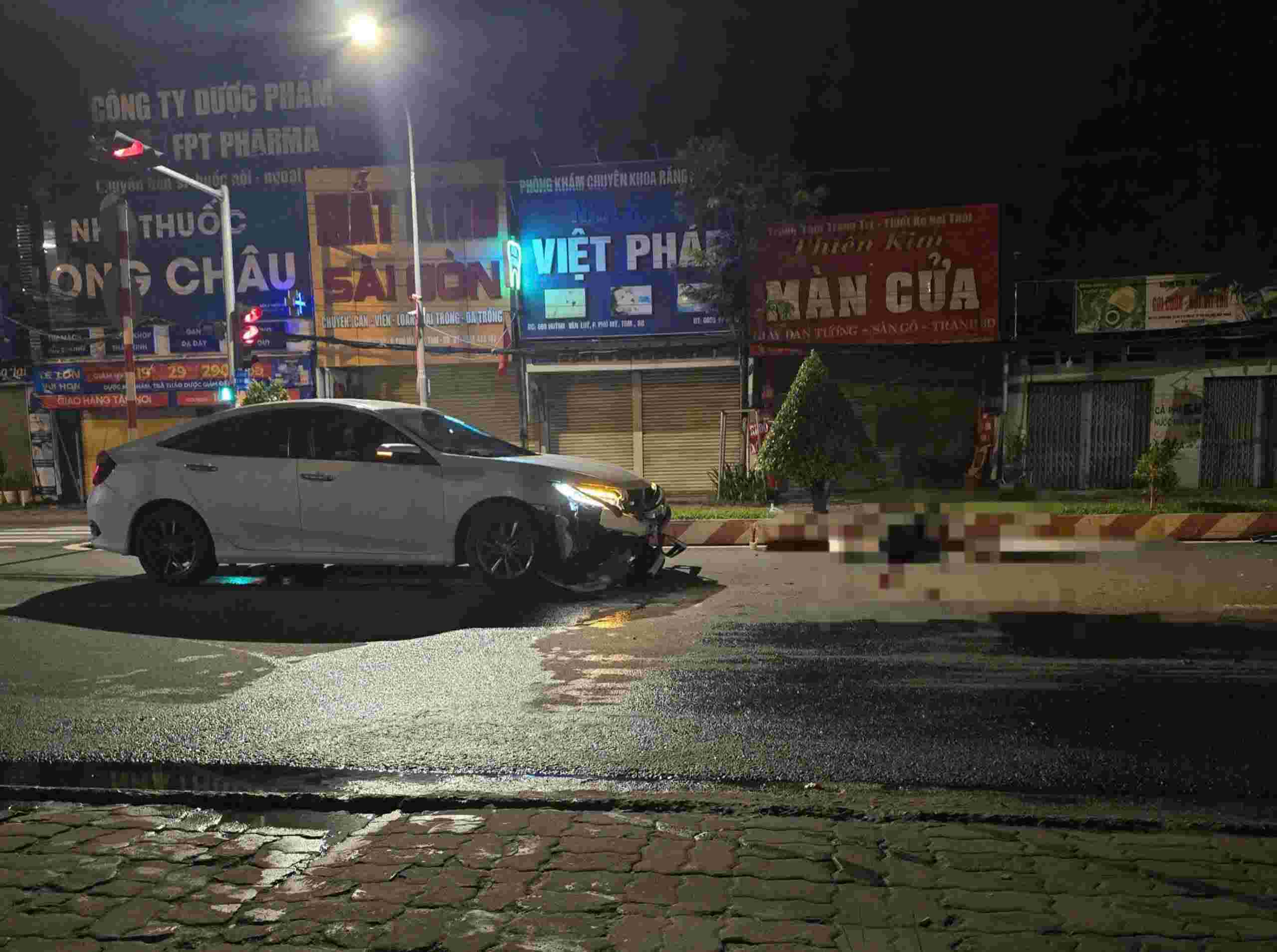 Hiện trường vụ tai nạn khiến 2 người tử vong. Ảnh: Bạn đọc cung cấp