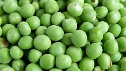 Đậu Hà Lan là một trong những thực phẩm trong chế độ ăn hỗ trợ hạ đường huyết. Ảnh: Phạm Minh