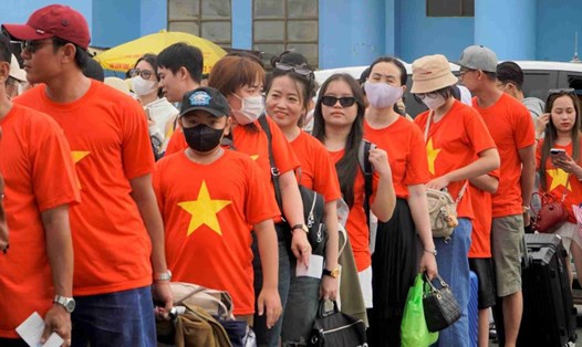 Nhiều du khách chọn các đảo Hòn Sơn, Nam Du và TP Phú Quốc cho kỳ nghỉ lễ 2.9. Ảnh: Nguyên Anh