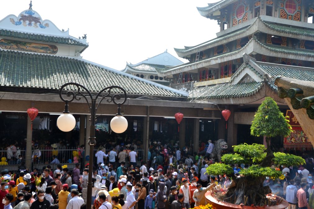 Ba Chua Xu Temple on Sam Mountain is a popular tourist attraction in An Giang on the occasion of National Day, September 2. Photo: Thanh Mai