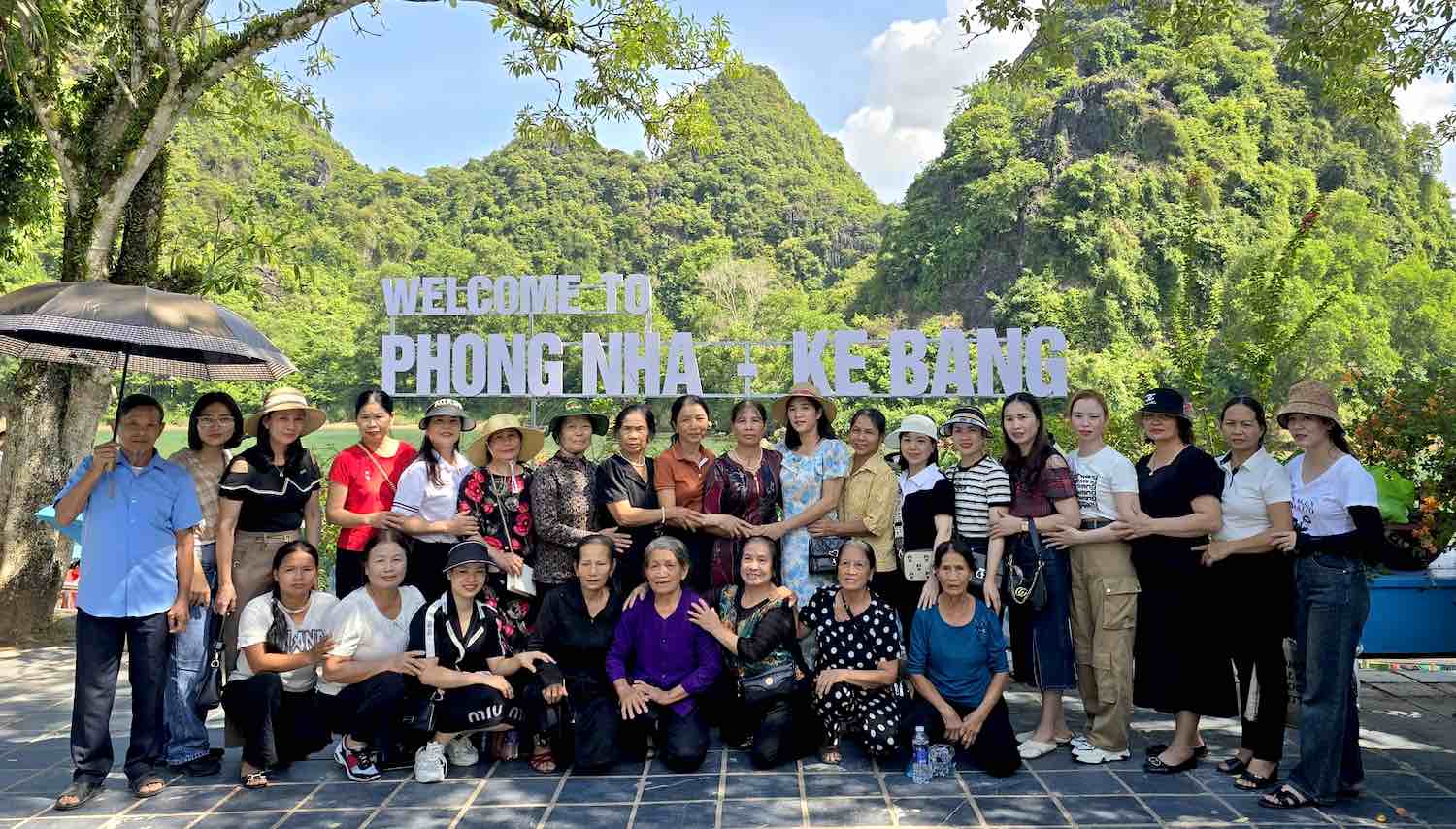 Many tourists come to visit Phong Nha - Ke Bang. Photo: Cong Sang