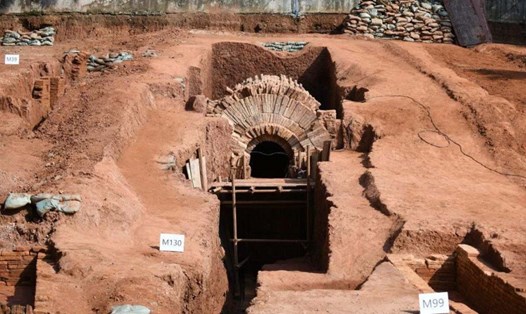 Khu vực khai quật gần 150 mộ cổ ở vườn thú tỉnh Quảng Đông, Trung Quốc. Ảnh: Xinhua