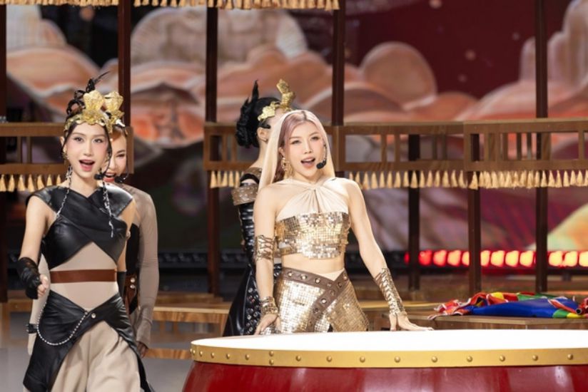 Các chương trình như “Chị đẹp đạp gió rẽ sóng”, “Anh trai vượt ngàn chông gai”... giúp hâm nóng tên tuổi của nhiều nghệ sĩ. Ảnh: Nhân vật cung cấp