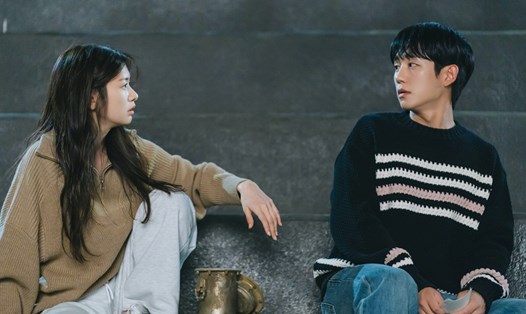 Jung Hae In, Jung So Min trong một cảnh phim. Ảnh: Nhà sản xuất