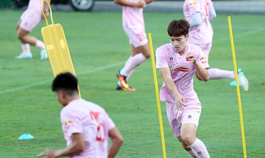 Tuyển Việt Nam xoay tua đội hình trước trận gặp tuyển Nga.