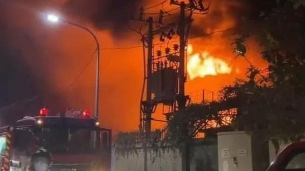 Garment factory fire in Hoai Duc district. Photo provided by local people