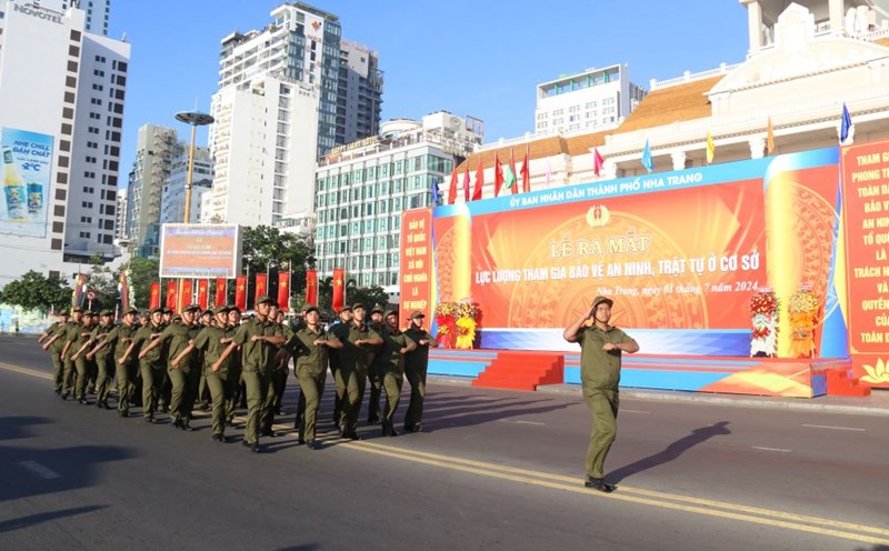 Security and order protection forces at the grassroots level in Khanh Hoa receive the highest support of 2.34 million VND/month. Photo: Phuong Linh