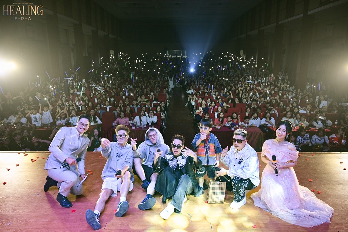 The concert to welcome new students of the Faculty of Political Science - Academy of Journalism and Propaganda 2023 was very successful. Photo FPS