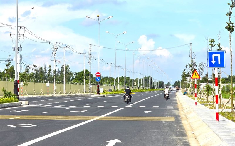 Can Tho airport beltway. Photo: Ta Quang