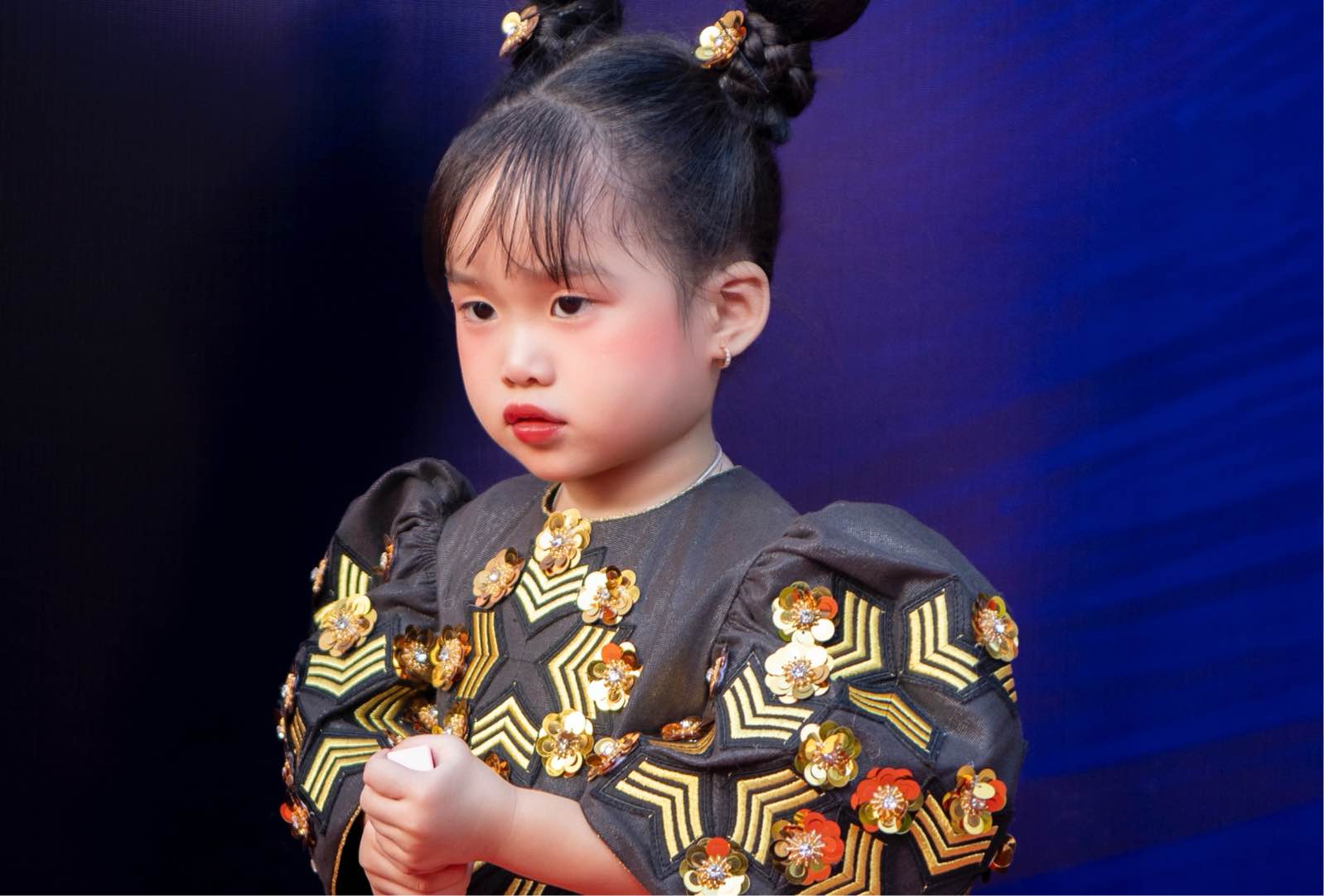 Child model Cherry Pham becomes Ao Dai ambassador. Photo: NVCC