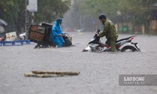 Dự báo mưa to ở Bắc Bộ, nguy cập ngập lụt cao. Ảnh: LĐO