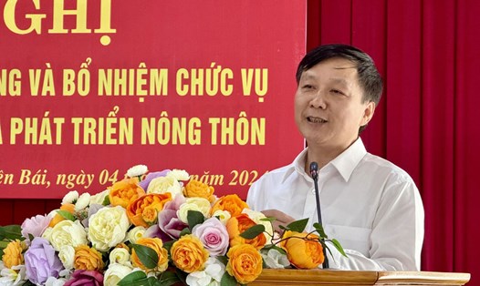 Tân Giám đốc Sở NNPTNT Yên Bái Hoàng Hữu Độ phát biểu nhận nhiệm vụ. Ảnh: ĐVCC