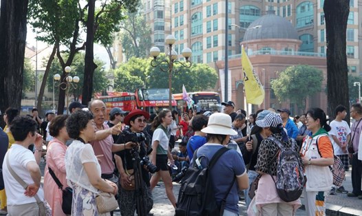TPHCM thu hút đông đảo khách quốc tế đến tham quan, trải nghiệm. Ảnh: Thanh Chân