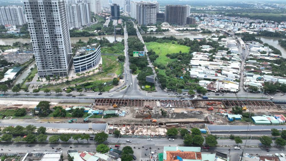 When put into operation, this project is expected to reduce traffic congestion at the southern gateway intersection of Ho Chi Minh City. At the same time, it will create ventilation for the main road connecting the center of Ho Chi Minh City with Nha Be district and Hiep Phuoc port.