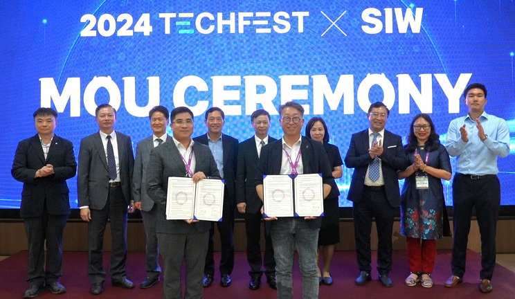 Lễ ký kết biên bản ghi nhớ giữa Trung tâm kinh tế Sáng tạo và Đổi mới Daejeon (DCCEI) và Mạng lưới Đổi mới sáng tạo và Khởi nghiệp Đại học và Cao đẳng Việt Nam. 