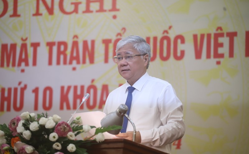 Chairman of the Central Committee of the Vietnam Fatherland Front Do Van Chien delivered the opening speech at the conference. Photo: Phuong Thao