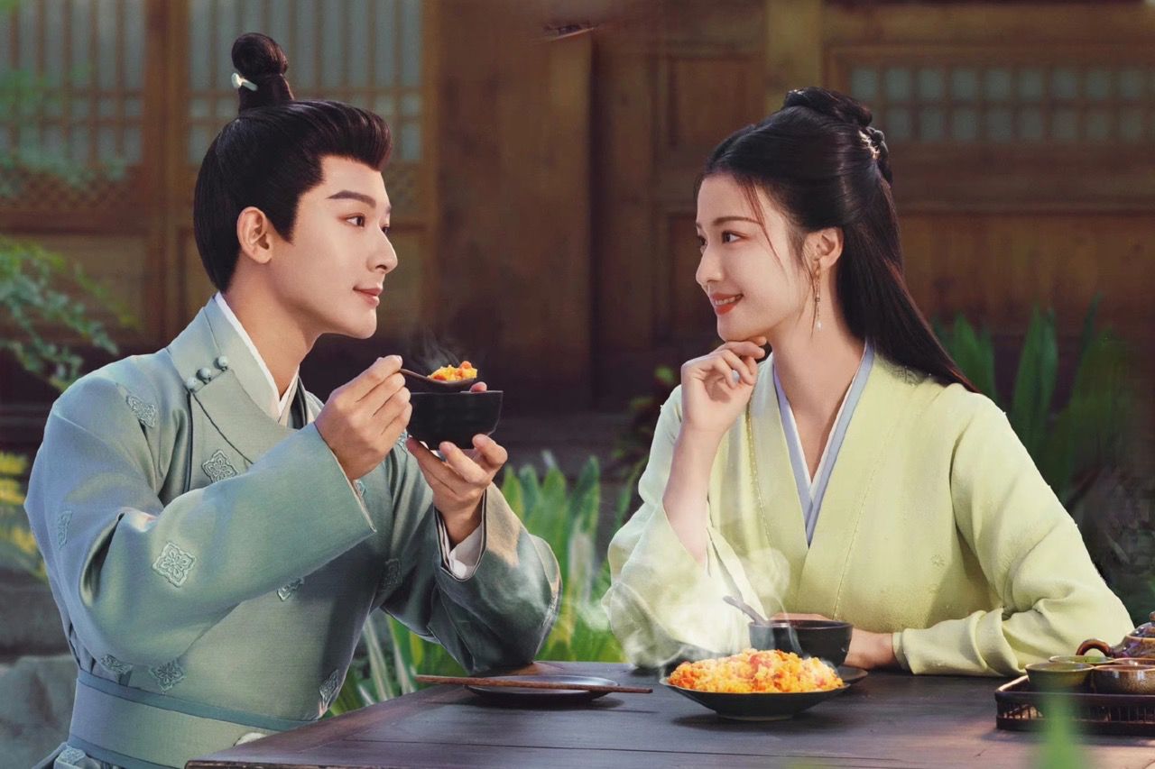 Vương Sở Nhiên và Trương Vãn Ý trong "Liễu chu ký". Ảnh: NSX.