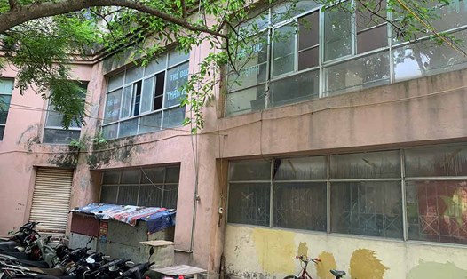 Một mặt bằng kinh doanh tại khu đô thị Định Công (quận Hoàng Mai, Hà Nội) sau khi thu hồi vẫn đang bị bỏ trống. Ảnh: Nhật Minh