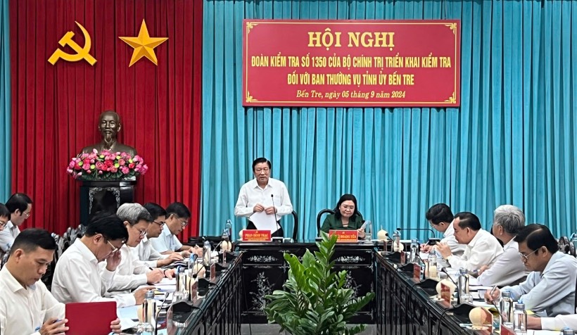 Trưởng ban Nội chính Trung ương Phan Đình Trạc - phát biểu tại buổi làm việc với Ban Thường vụ Tỉnh ủy Bến Tre. Ảnh: Thành Nhân