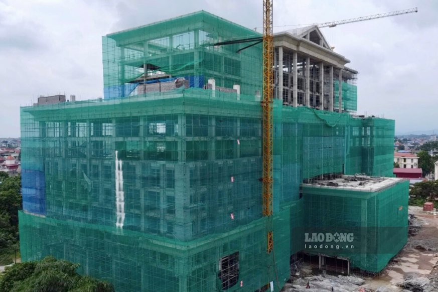 The Thai Nguyen Inter-Agency Headquarters project is being completed.