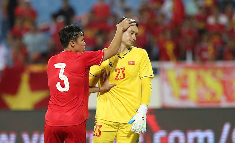 Đặng Văn Lâm và đồng đội đã có trận thua đậm trên sân Mỹ Đình. Ảnh: VFF 