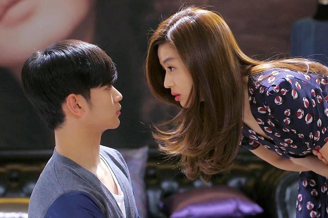 Kim Soo Hyun and Jun Ji Hyun