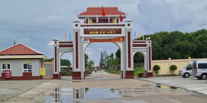 Cà Mau tạm dừng hoạt động tham quan, du lịch tại Hòn Đá Bạc từ ngày 6.9 đến ngày 11.9. Ảnh: Nhật Hồ