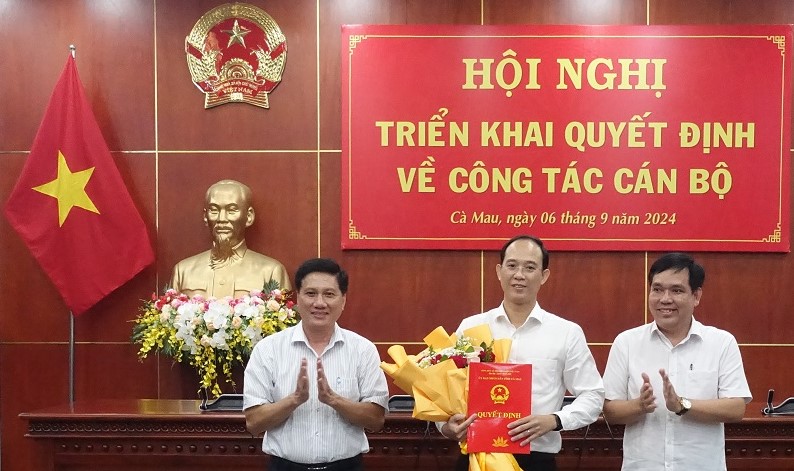 Trưởng Phòng Tổng hợp thuộc Sở Kế hoạch và Đầu tư tỉnh giữ chức vụ Phó Chánh Văn phòng UBND tỉnh Cà Mau. Ảnh: Nhật Hồ