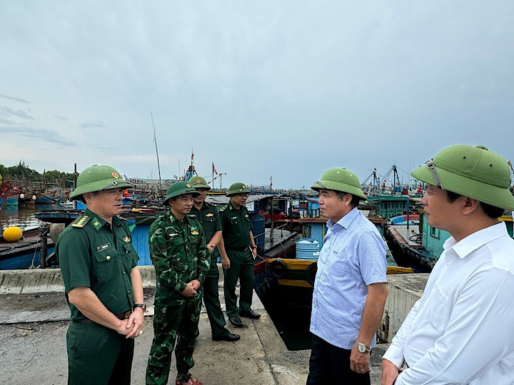 Các đơn vị chủ động phương án, đảm bảo hạn chế thấp nhất thiệt hại về người và tài sản