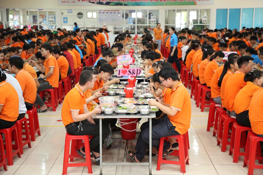 “Bữa cơm Công đoàn” mang đến sự gắn kết giữa tổ chức Công đoàn và người lao động. Ảnh: Công Sáng