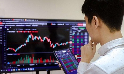 Dự báo áp lực bán ròng của khối ngoại giảm những tháng cuối năm (ảnh minh họa). Ảnh: Toàn Lê