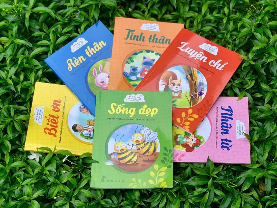 Bộ sách “Em lớn lên cùng ca dao, tục ngữ, thành ngữ”. Ảnh: Nhà xuất bản