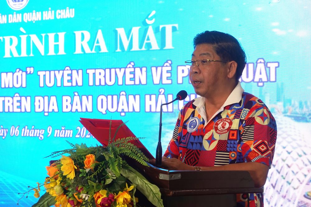 Mr. Truong Thanh Dung - Vice Chairman of Hai Chau District People's Committee spoke at the launching ceremony of "Hai Chau New Day" club. Photo: Tran Thi