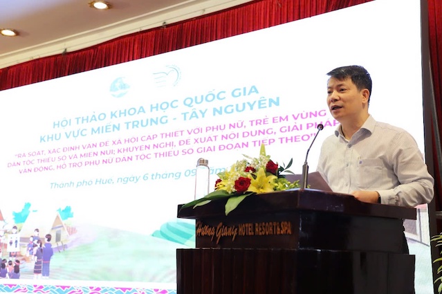 PGS.TS Trần Quang Tiến. GIám đốc Học viện Phụ nữ Việt Nam phát biểu. Ảnh: Xuân Quỳnh