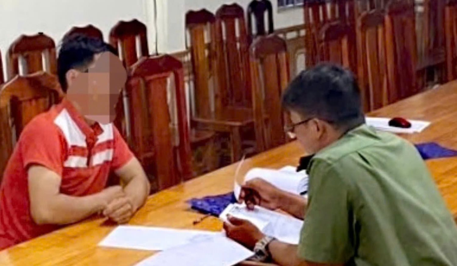 Ông P đã sử dụng tài khoản Tiktok đăng tải video với nội dung sai sự thật, xúc phạm uy tín của tập thể Công an xã Quảng Hoà. Ảnh: Công an cung cấp