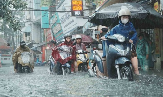 Dự báo thời điểm mưa lớn nhất ở Đông Bắc Bộ là hôm nay 7.9. Ảnh: Hữu Chánh