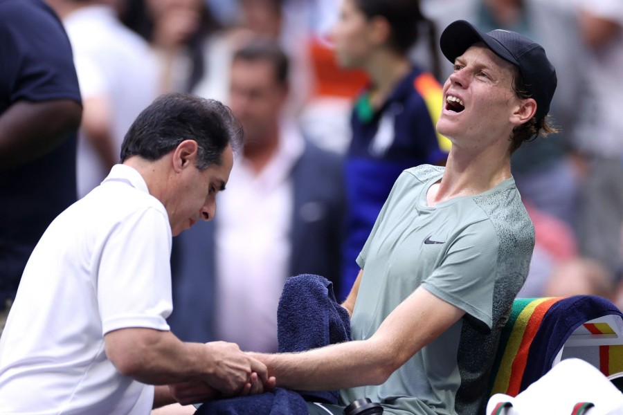 Sinner hurt his hand in the semi-finals, but it was not easy to overcome him. Photo: US Open