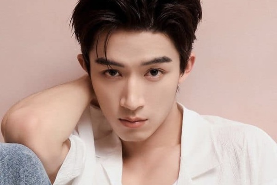 Nam diễn viên Trung Quốc Vương Tinh Việt. Ảnh: Weibo